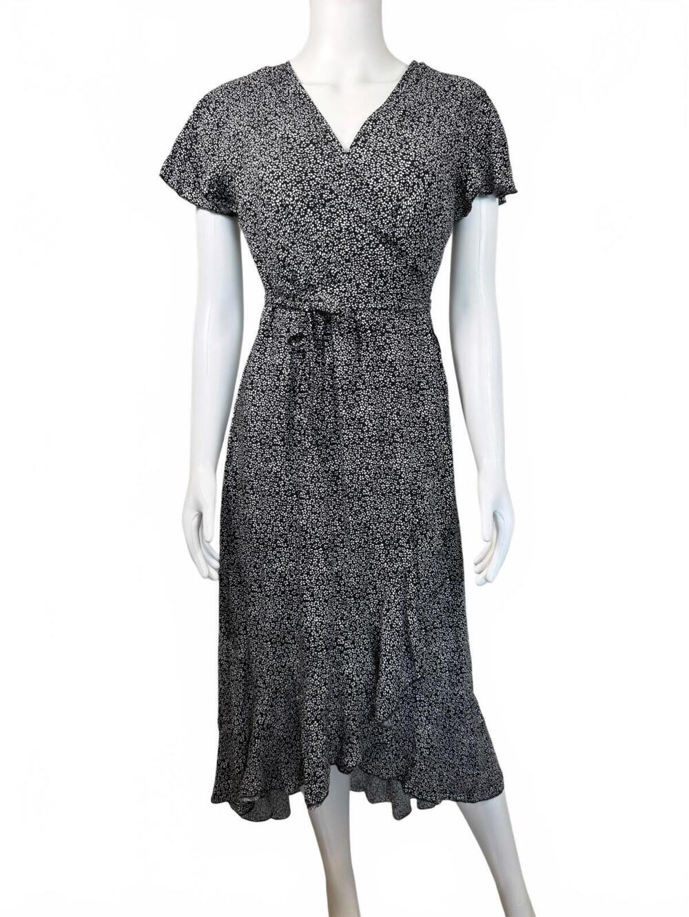 Zesica sz Medium Black & White floral print maxi wrap dress business casual date